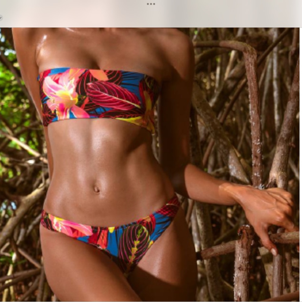 NWOT sz Medium Vibrant Tropical Siren Bandeau Bikini Set‎ SUMMER VIBES